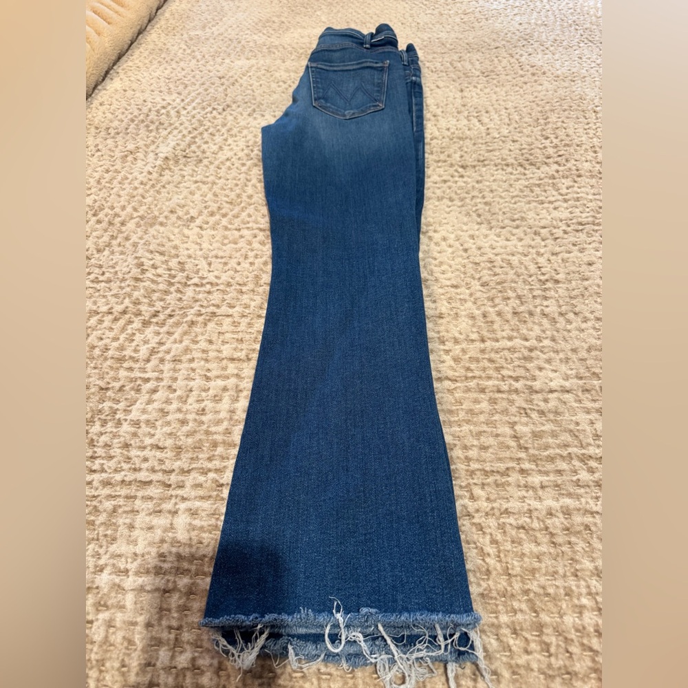 Mother brand blue jeans size 27, straight leg low rise. Perfect conditions.